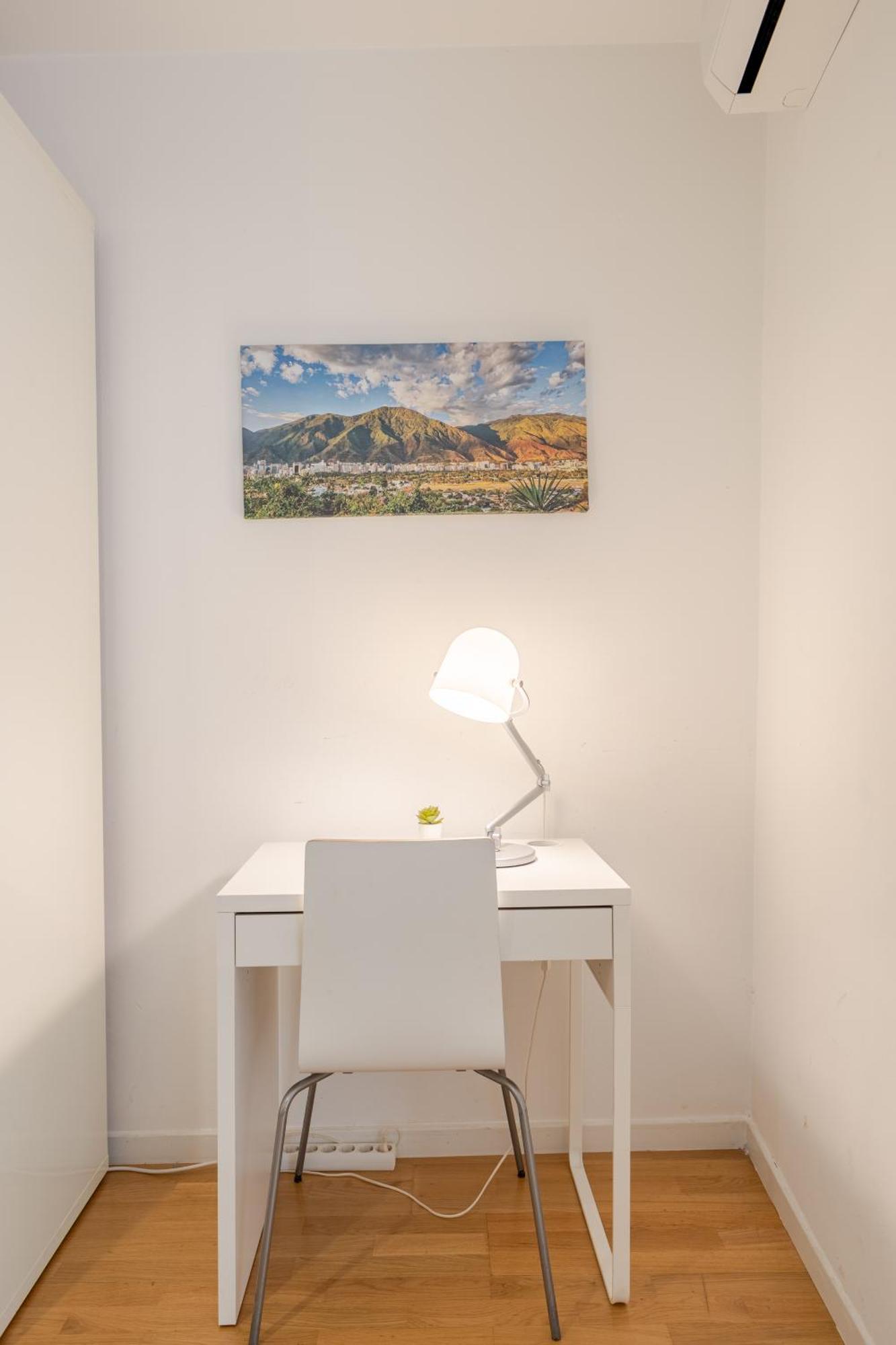 Habitaciones de lujo en el corazón de Madrid Exterior foto