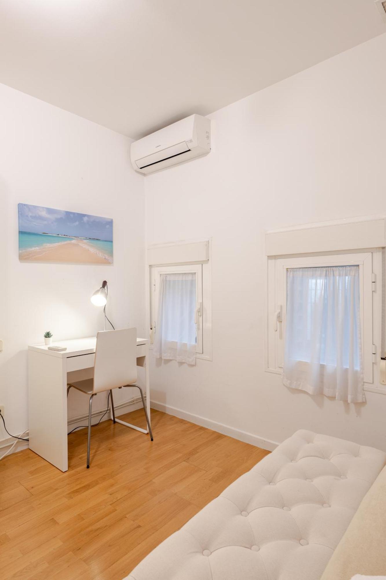 Habitaciones de lujo en el corazón de Madrid Exterior foto