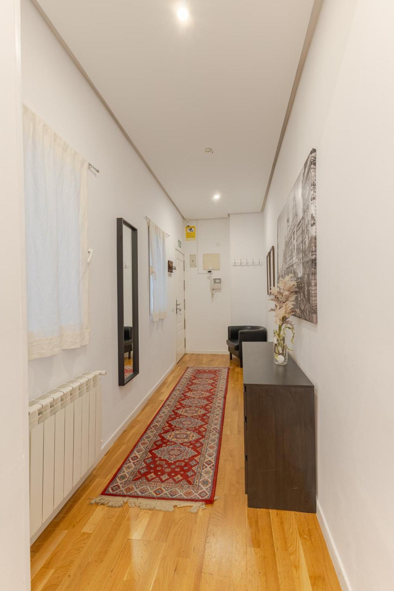Habitaciones de lujo en el corazón de Madrid Exterior foto